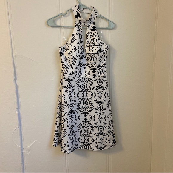 My Michelle Dresses & Skirts - My Michelle White Printed Velvet Choker Dress Sz9